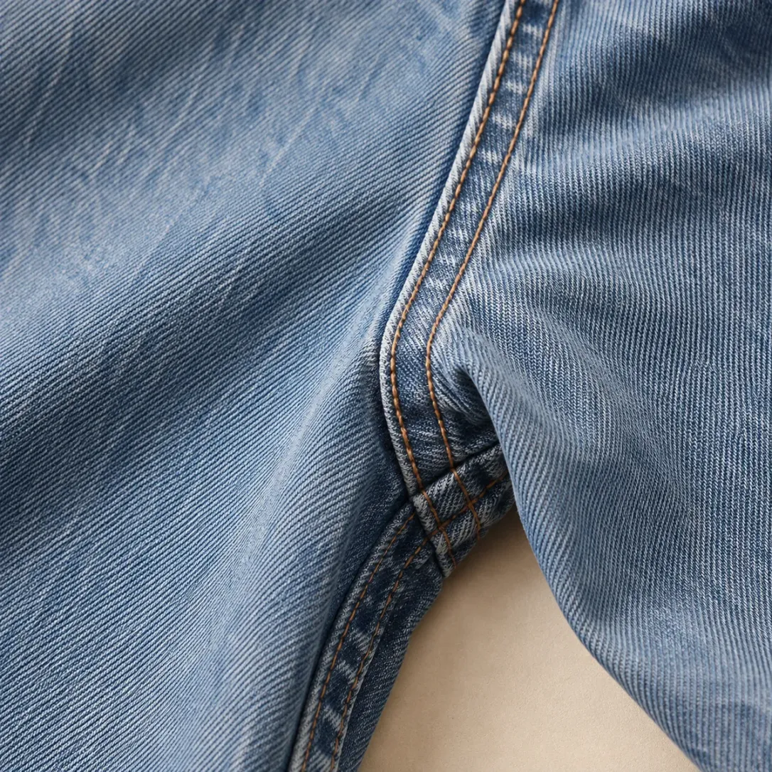 Chevron Sleeve Overshirt in Light Worn wash, construction detail