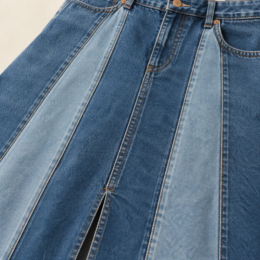 Six Gore Midi Skirt in Mid Worn wash, construction detail